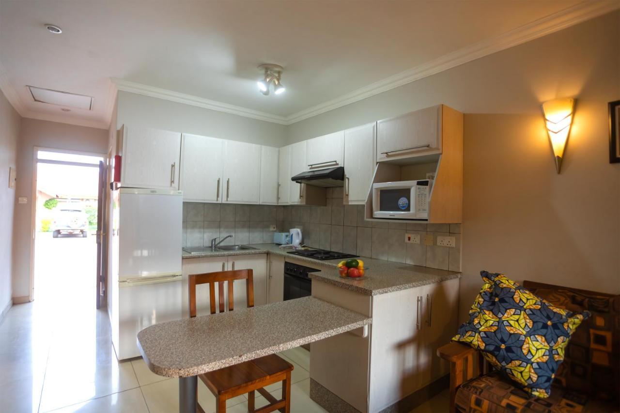 Shakespeare Court Serviced Apartments Лусака Экстерьер фото