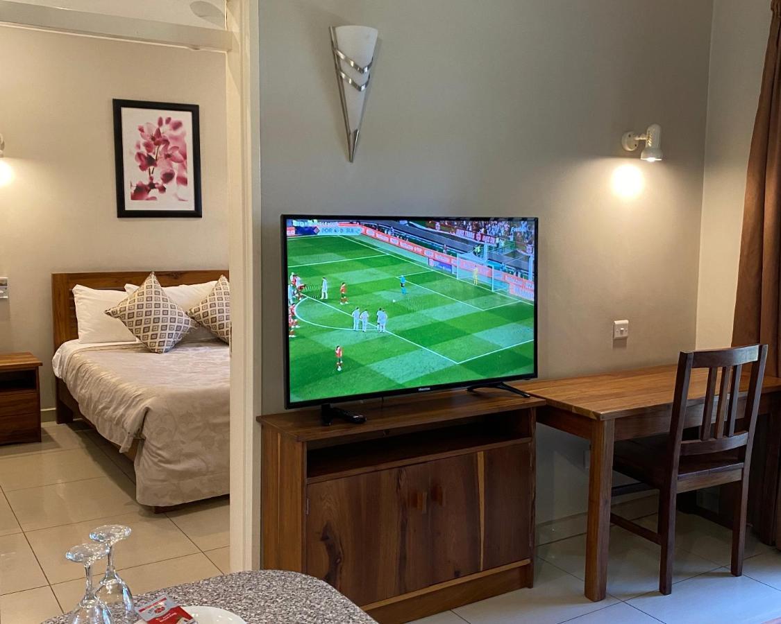 Shakespeare Court Serviced Apartments Лусака Экстерьер фото