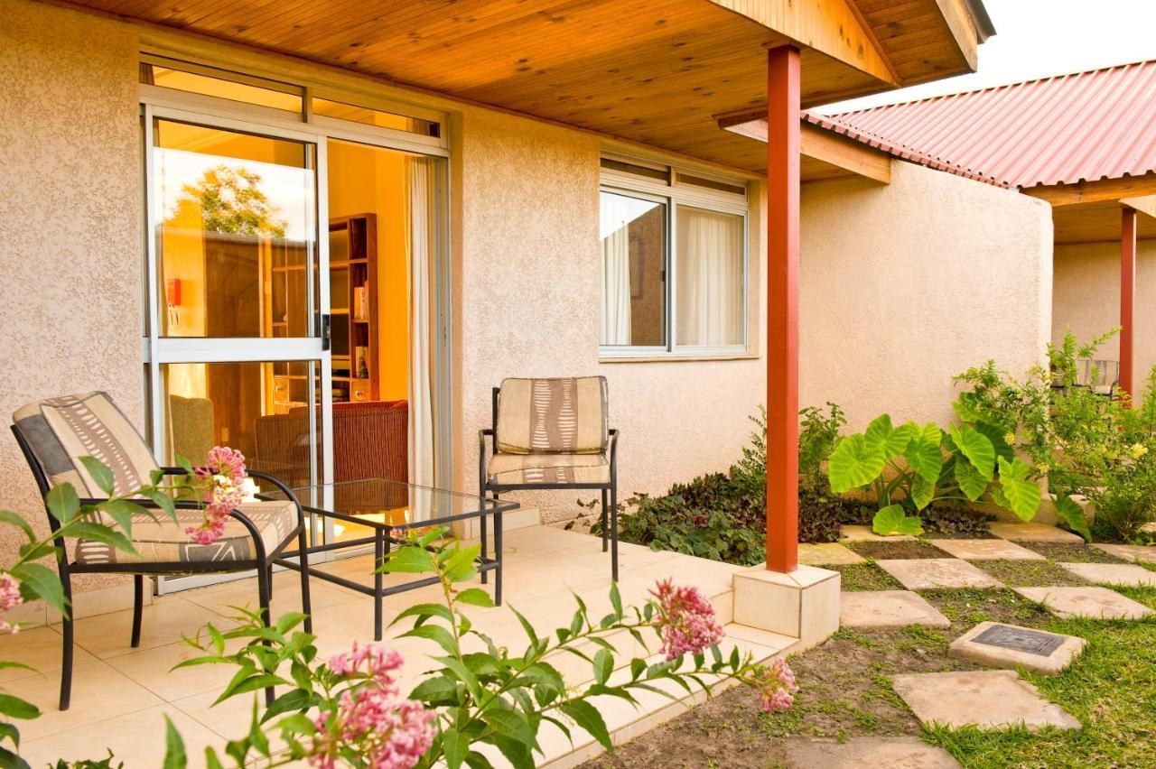 Shakespeare Court Serviced Apartments Лусака Экстерьер фото